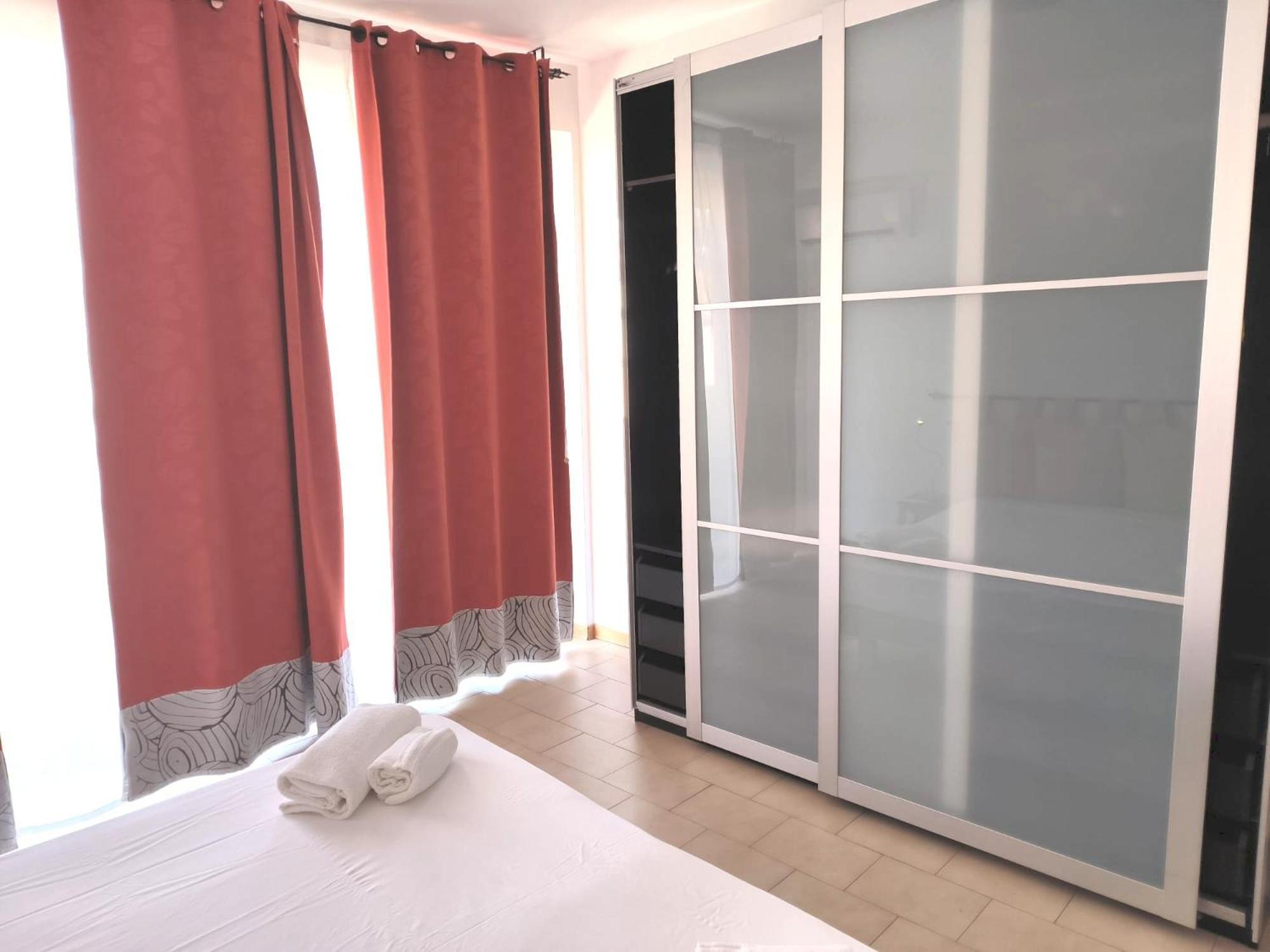 Pozzo Lazzaro Apartments Santa Teresa Di Riva Chambre photo